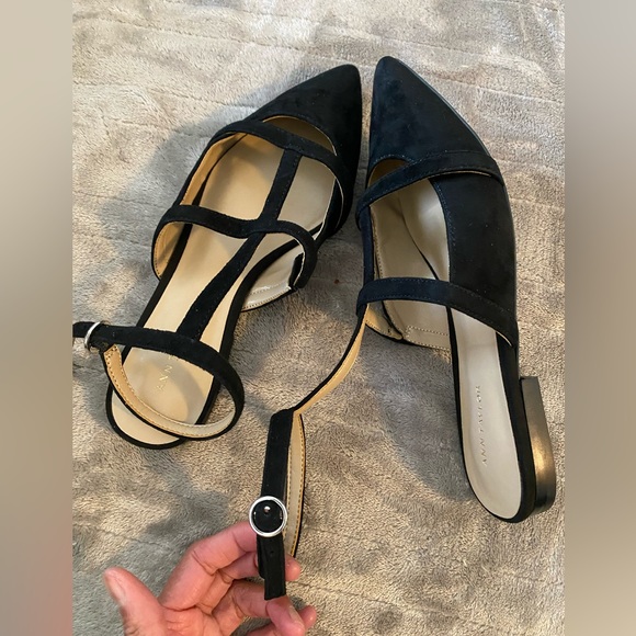 Brand New in Box ANN TAYLOR pointy toe T strap suede flat shoes, size 5 1/2. - Picture 5 of 5